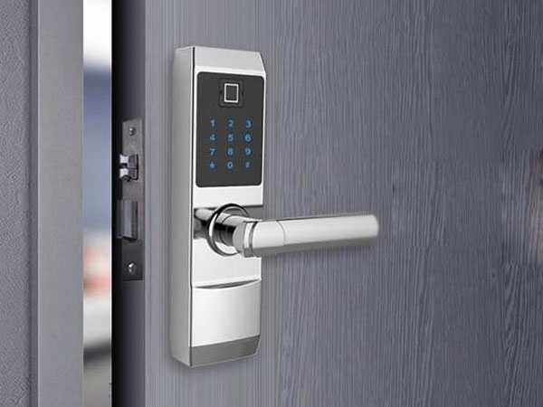 新源24小时上门开锁公司