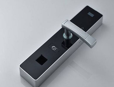 新源24小时上门开锁公司