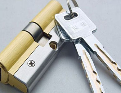 新源24小时上门开锁公司